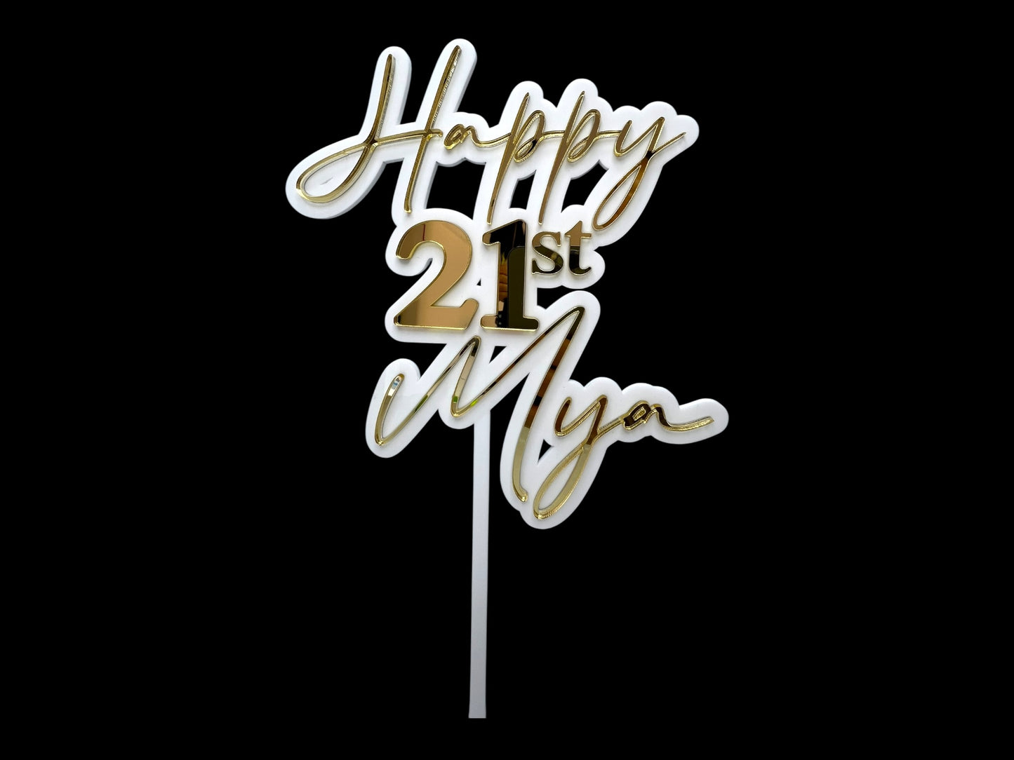 C001 - White/gold topper