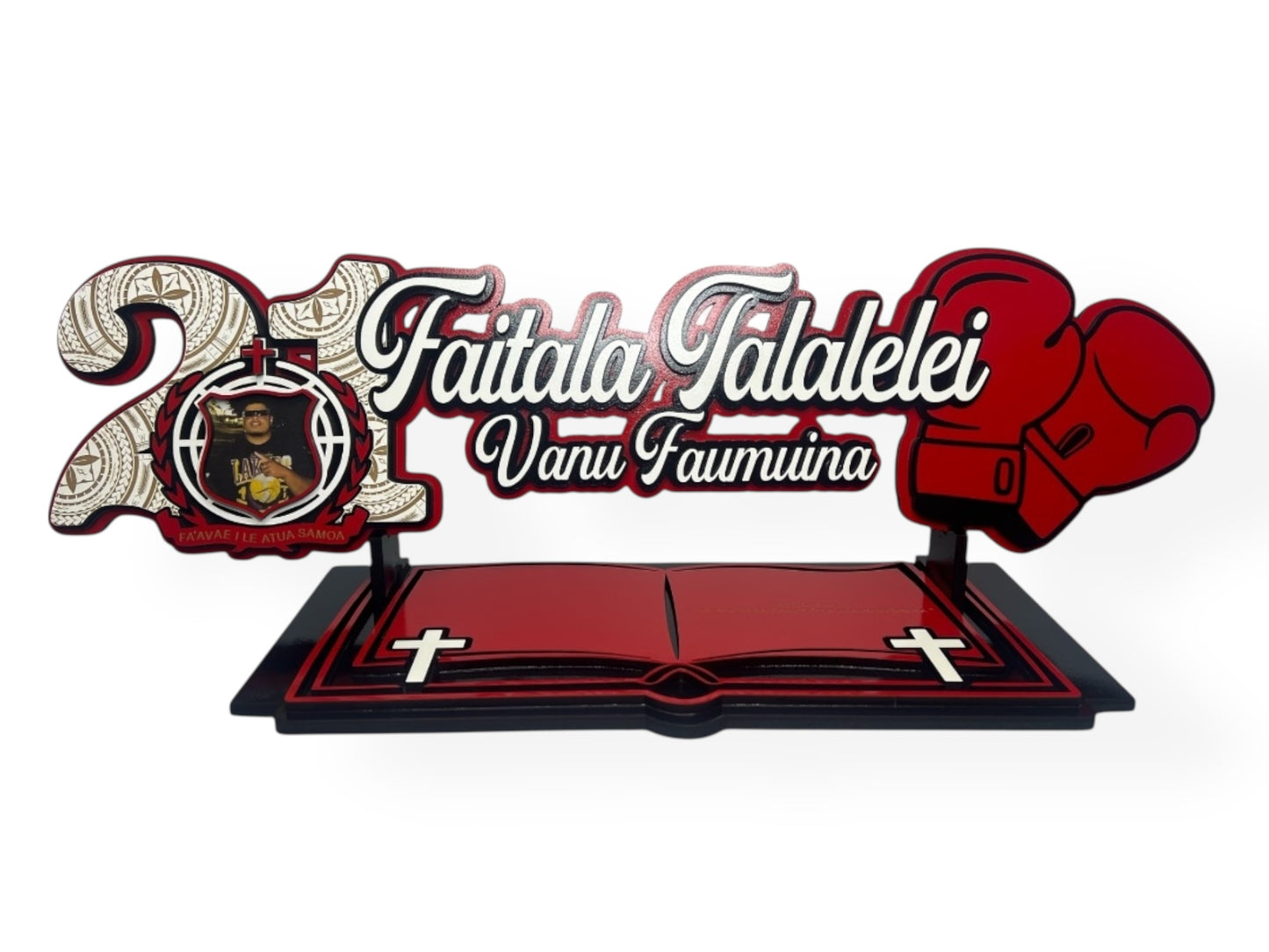 A068 - '21'/boxing gloves